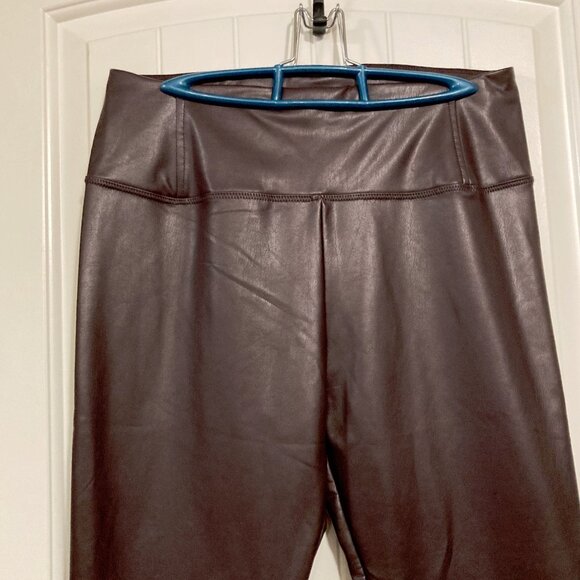 7 FOR ALL MANKIND Dark mahogany brown pleather pants NWT ~ MEDIUM LARGE skinnies - Picture 3 of 9
